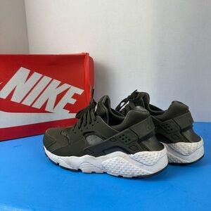 Nike Kids' Dark Green and White Sneakers